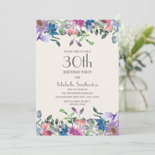 Pastel Blue Paars Floral Women's 30th Birthday Kaart (Staand voorkant)