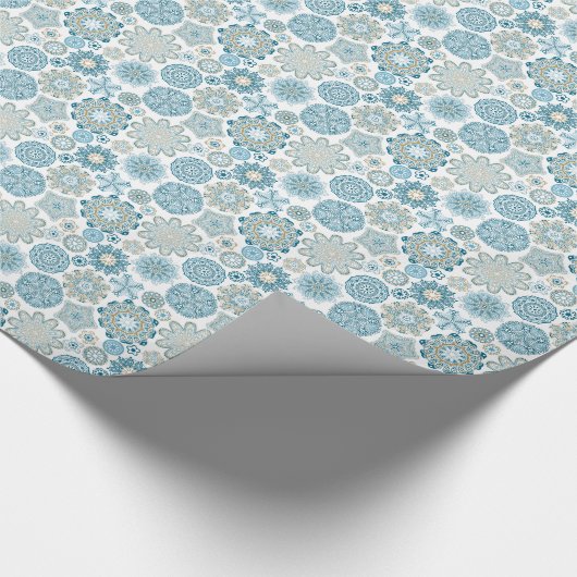 Pastel Blue Retro Abstracte kerstsnowflakes Cadeaupapier (Hoek)