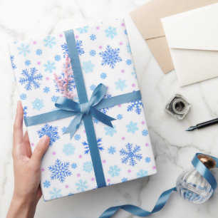 Pastel Blue Snowflakes in diverse vormen Elegant Cadeaupapier