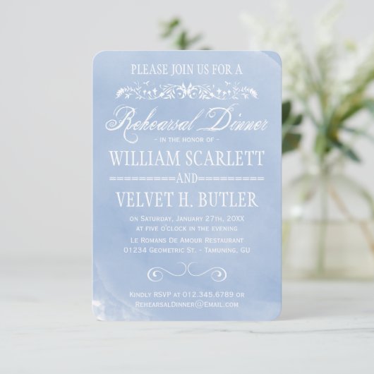 Pastel Blue Waterverf Rehearsal Dinner Invites Kaart (Staand voorkant)