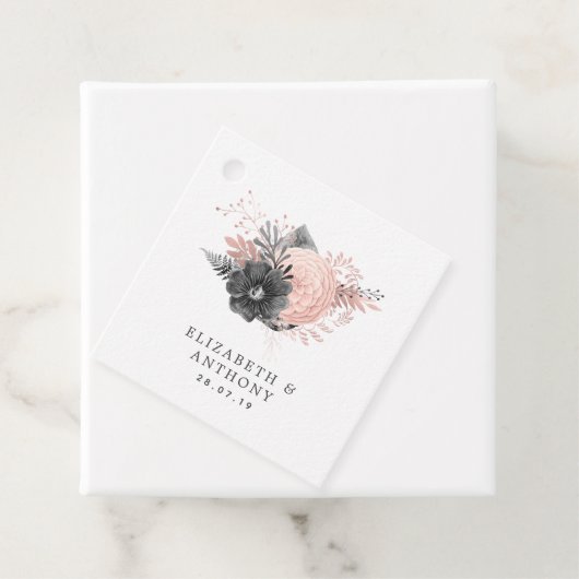 Pastel Blush Pink and Black Floral Wedding Bedankjes Labels (In situ)