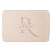 Pastel Blush Roze Elegant Monogram Grafische naam Badmat (Voorkant)