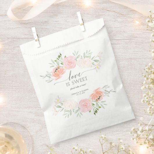 Pastel Blush Vrijgezellenfeest Favor Bag Love is S Bedankzakje (Geknipt)