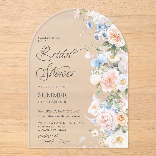 Pastel Blush Wit Blauw Floral Vrijgezellenfeest Ar Acryl Uitnodigingen (Voorkant)