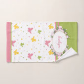 Pastel Butterfly Pattern met Flowers and Name Bad Handdoek (Handdoek)