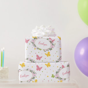 Pastel Butterfly Pattern met Flowers and Name Cadeaupapier