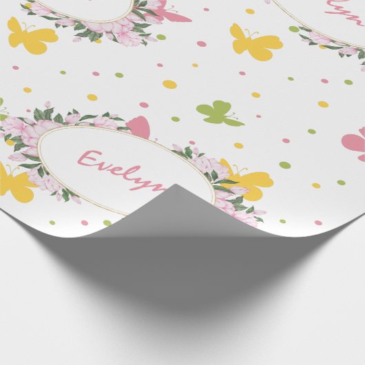 Pastel Butterfly Pattern met Flowers and Name Cadeaupapier (Hoek)