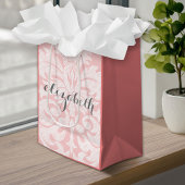 Pastel Coral and Grey Damask Suite for Women Medium Cadeauzakje