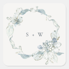 Pastel Dusky Blue Floral Wreath Weddenschap Monogr Vierkante Sticker