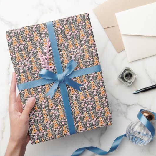 Pastel Floral patroon C01 DGrey BG Cadeaupapier (Geschenken)