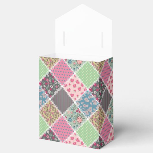 Pastel Floral Quilt Squares Bedankdoosjes (Geopend)