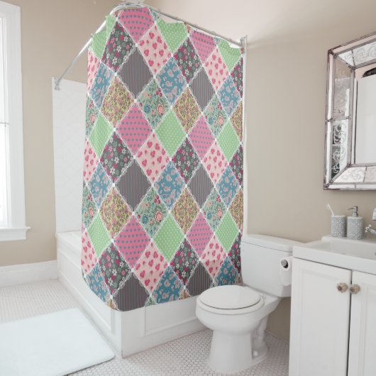 Pastel Floral Quilt Squares Douchegordijn (In situ)