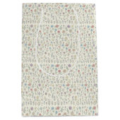 pastel floral wrapping paper. medium cadeauzakje (Voorkant)