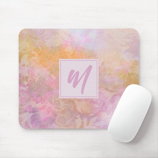 Pastel Florals With Chic Script Monogram Muismat (Met muis)