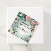 Pastel Flower Elegance: Sage Green Bloemen Huwelij Bedankjes Labels (In situ)