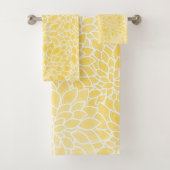Pastel gele dahlias bad handdoek (Insitu)