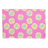 Pastel gele tennisballen, kleine lettertjes kussensloop (Voorkant)