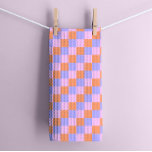 Pastel geometrisch schaakbord theedoek<br><div class="desc">Herleef de levendige geest van de jaren '80 in uw keuken met deze dambord pastel keukenhanddoeken. Dit retro-geïnspireerde ontwerp heeft een levendig dambordpatroon in zachte pasteltinten, waardoor een vleugje nostalgie naar je culinaire ruimte komt. De speelse combinatie van kleuren voegt een vleugje plezier toe aan dagelijkse keukentaken, waardoor ze momenten...</div>