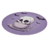 Pastel goth schedel in theekop snijplank (Hoek)