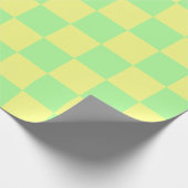 Pastel Gothic Groen en Geel Checkers Cadeaupapier (Hoek)