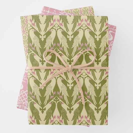 pastel gothic revival inpakpapier vel (In situ)