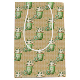 PASTEL GREEN & CREAM IRISH BEVERAGES MEDIUM CADEAUZAKJE
