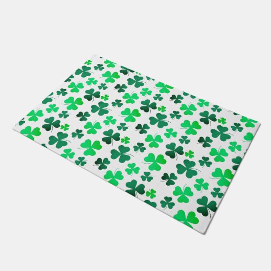 Pastel Green Shamrock Clover Leaf op White Elegant Deurmat (Schuin)