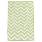 Pastel Green & White Chevron Weddendag Medium Cadeauzakje (Voorkant)