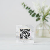 Pastel Grijs Gouden Lijnen QR Code Minimalist Chic Vierkante Visitekaartje (Staand voorkant)
