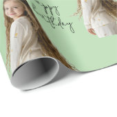 Pastel Groen & Aangepaste Verjaardag tekst en foto Cadeaupapier (Rol Hoek)