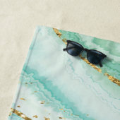 Pastel groene vloeibare marmer achtergrond strandlaken (In situ)