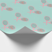 Pastel Heart Tennis Player Racquets Ball Design Cadeaupapier (Hoek)