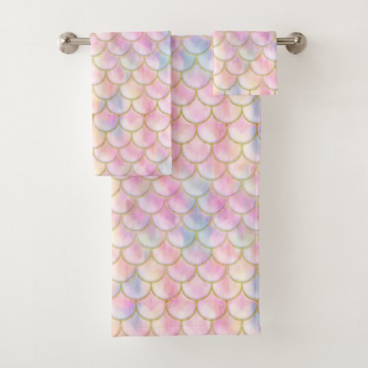 Pastel Iridescent Mermaid Scales Patroon Bad Handdoek (Insitu)