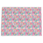 Pastel kerstcadeaus en bomen papier groot cadeauzakje (Voorkant)