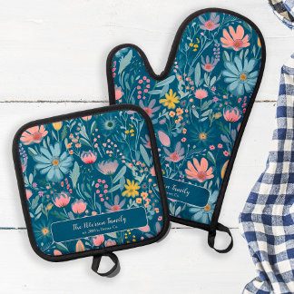 Pastel kleurrijke botanische patroon familienaam b ovenwant & pannenlap set