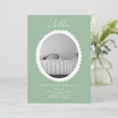 Pastel Lichtgroene Baby Geboorteaankondiging Kaart (Staand voorkant)