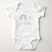 Pastel lila gele regenboog 1e verjaardag romper (Voorkant)