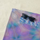 Pastel Moeder van Parel Patroon Naam Monogram | Strandlaken (In situ)