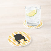 Pastel Oranje Chevron met Engelse bulledog Shadow Zandsteen Onderzetter (Zijkant)