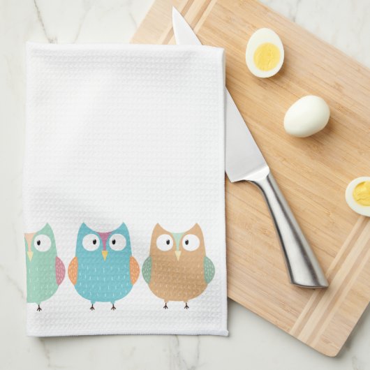Pastel Owls op Parade Theedoek (Quarter Fold)