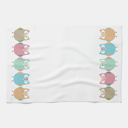 Pastel Owls op Parade Theedoek (Horizontaal)