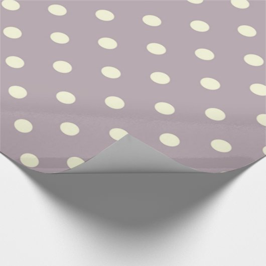 Pastel paars met roomstippen cadeaupapier (Hoek)
