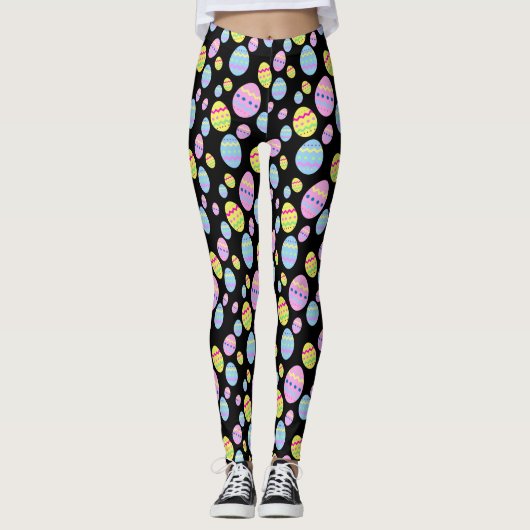 Pastel Paasei Pattern op Zwart Leggings (Voorkant)