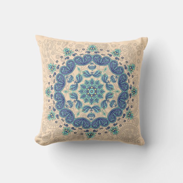 Pastel Paisley Kaleidoscope Sierkussen (Voorkant)