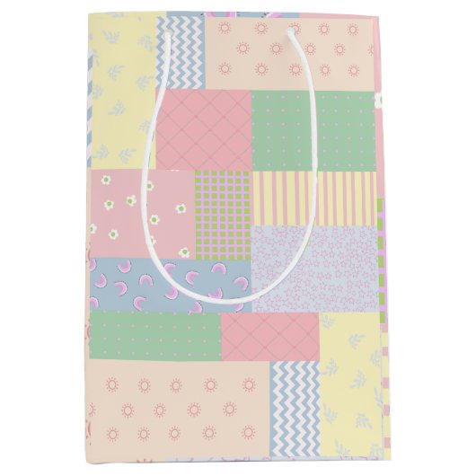 Pastel Patchwork Medium Cadeauzakje (Voorkant)