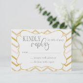 Pastel Peach en Gold Zig Zag RSVP Informatiekaartje (Staand voorkant)