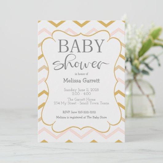 Pastel Peach en Gold Zig Zag Shower Invitation (Staand voorkant)