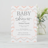 Pastel Peach en Grey Zig Zag Shower Invitation (Staand voorkant)