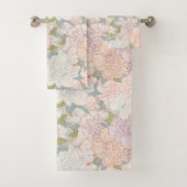 Pastel Peony & Butterfly Flower Pattern Bad Handdoek (Insitu)