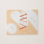 Pastel perzik oranje witte monogram retro vette na legpuzzel (Horizontaal)